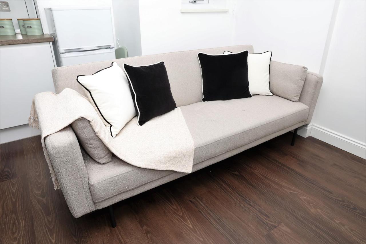 Апартаменти Watford Luxury 1 Bed Flat - Free Parking Екстер'єр фото