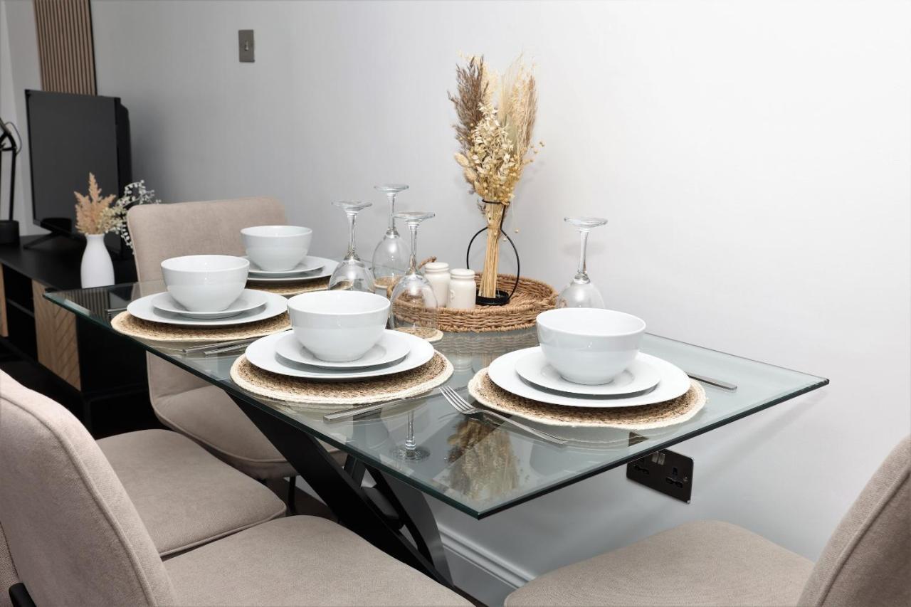 Апартаменти Watford Luxury 1 Bed Flat - Free Parking Екстер'єр фото