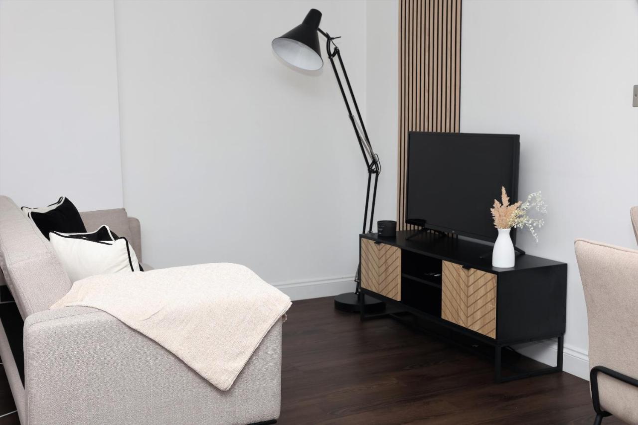 Апартаменти Watford Luxury 1 Bed Flat - Free Parking Екстер'єр фото